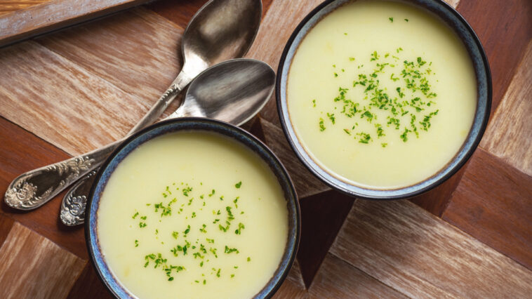 Käse-Lauch-Suppe: Ein einfaches Rezept für den Klassiker